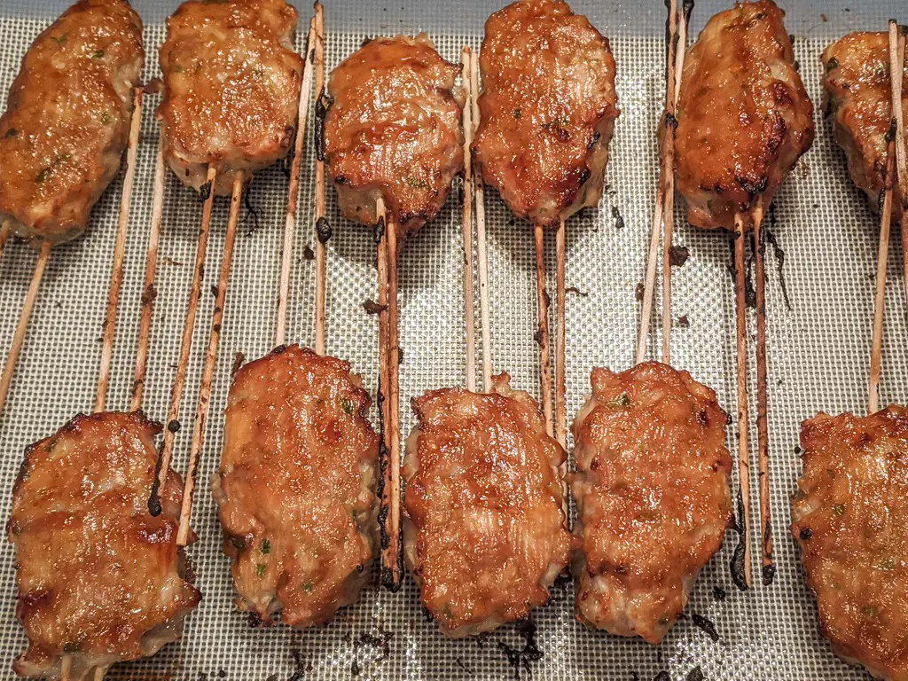 Tsukune (Japanese Chicken Meatballs) | つくね